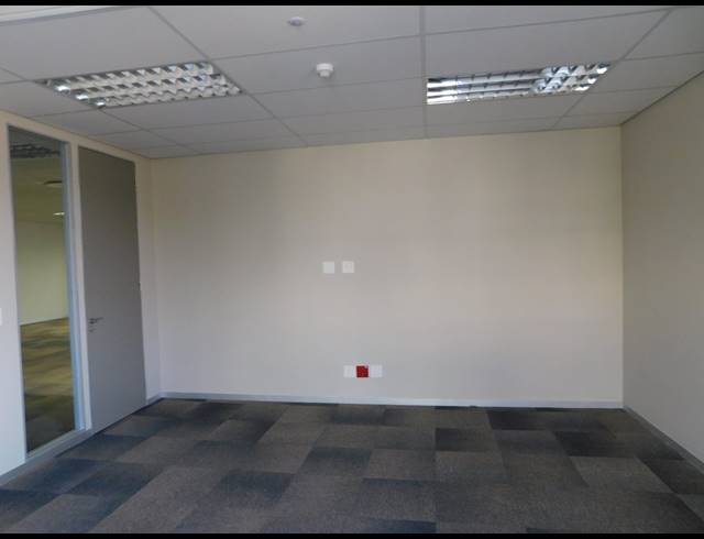 412M² OFFICE TO LET IN ILLOVO